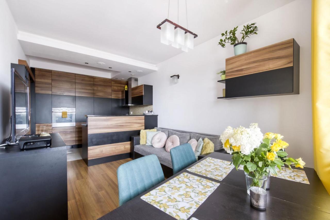Gama Home Wyspowa 1 Варшава Экстерьер фото