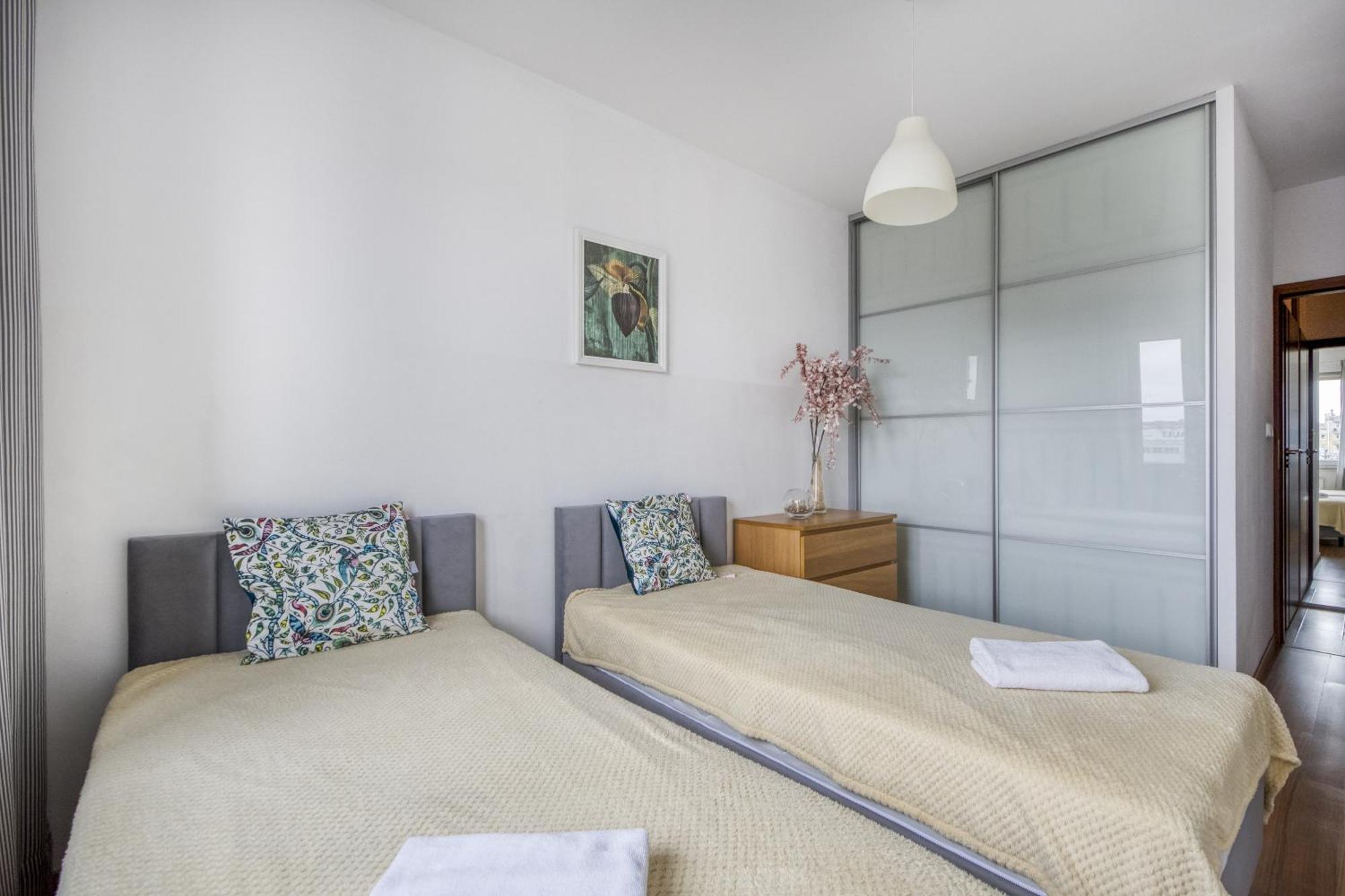 Gama Home Wyspowa 1 Варшава Экстерьер фото